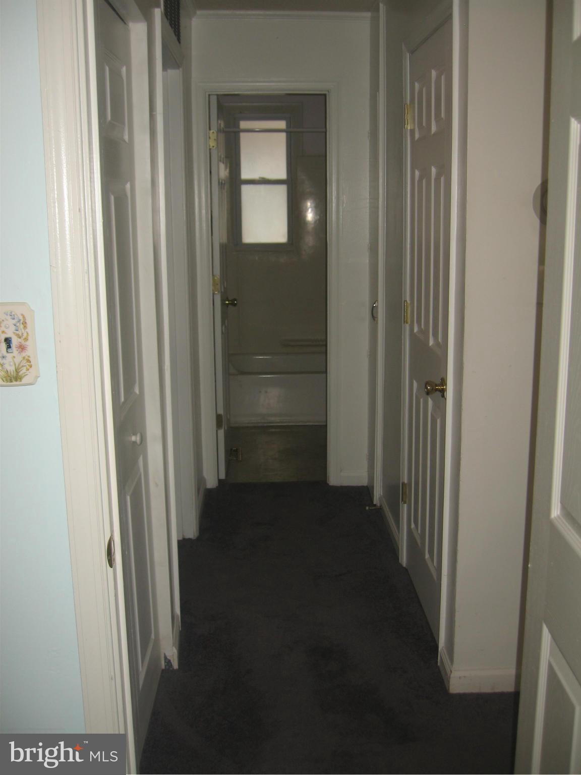 8200 Watersedge Road Baltimore, MD 21222 - Photo 7 of 27 Hall