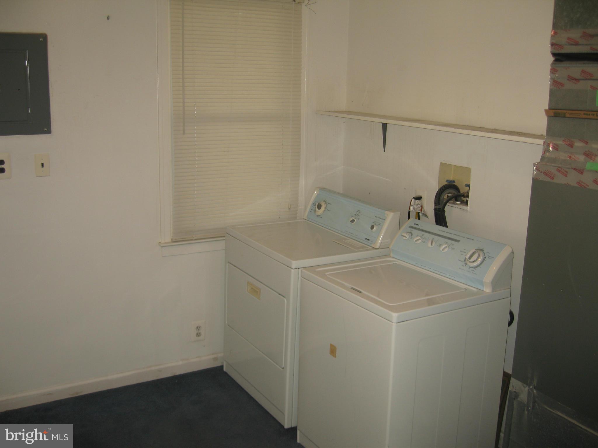 8200 Watersedge Road Baltimore, MD 21222 - Photo 10 of 27 Utility Room
