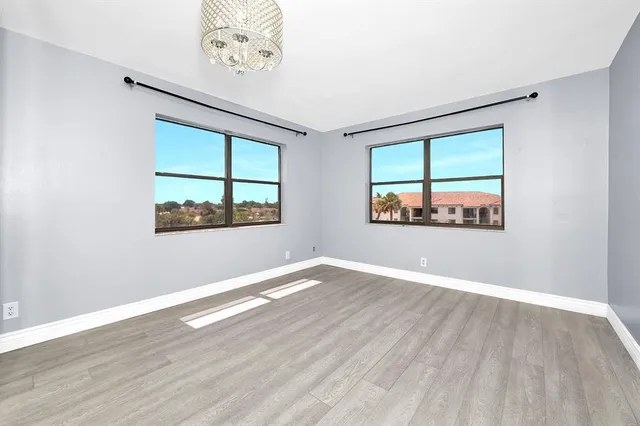 $2,000 | 9355 Southwest 8th Street, Unit 401, Boca Raton, FL 33428