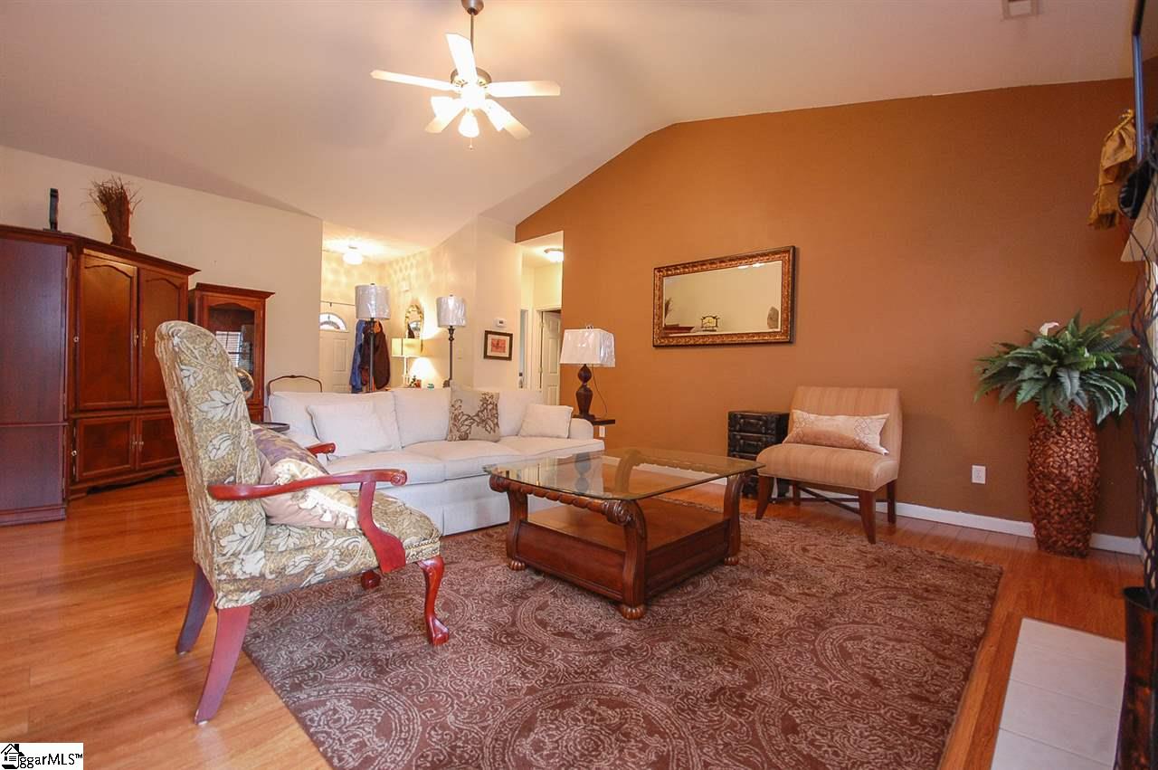 142 Elliott Circle Anderson, SC 29621 - Photo 8 of 26