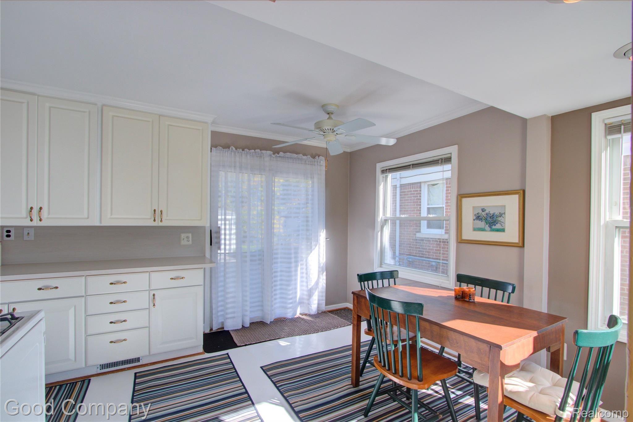 1560 Eaton Rd. 6