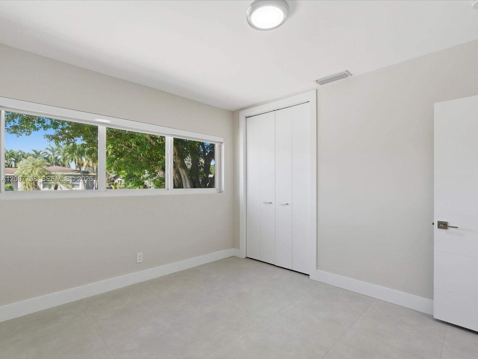 8440 Southwest 34th Terrace Miami, FL 33155 - Photo 19 of 69 Gallery Image 19
