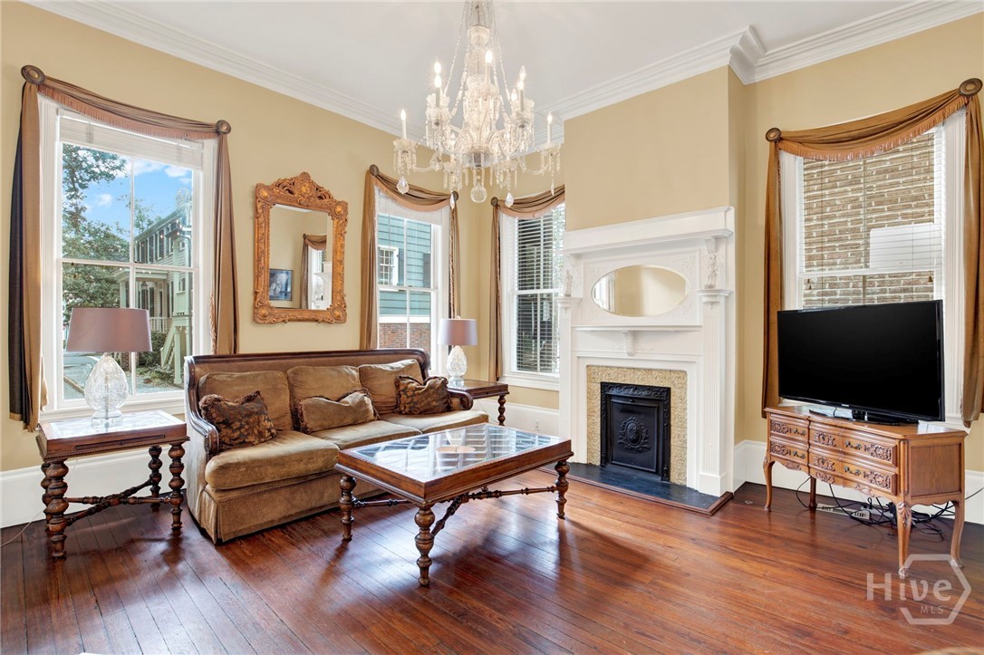 520 East Bryan Street Savannah, GA 31401 - Photo 7 of 46