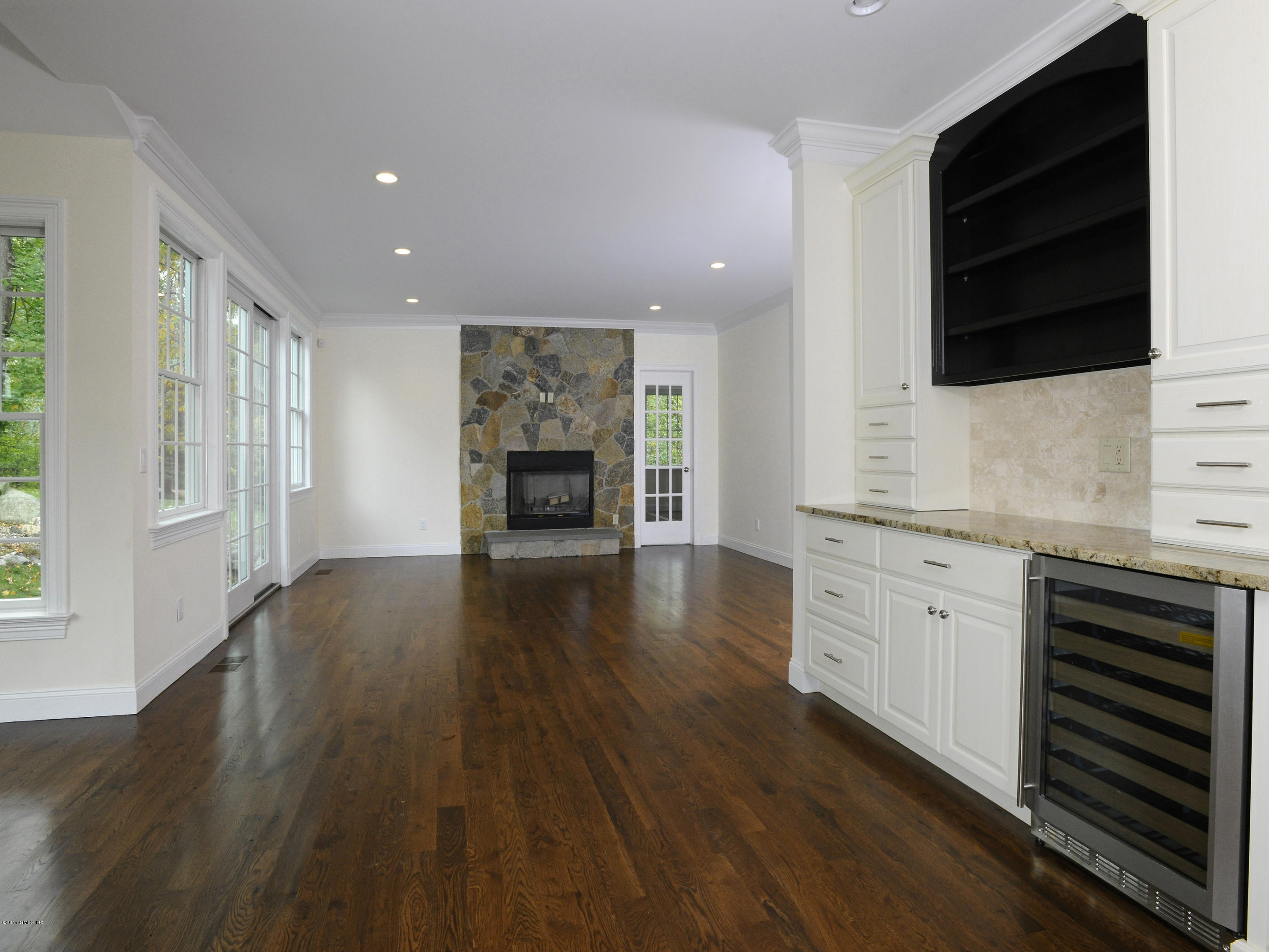 1087 Westover Road Stamford, CT 06902 - Photo 14 of 23 Fm Rm-1