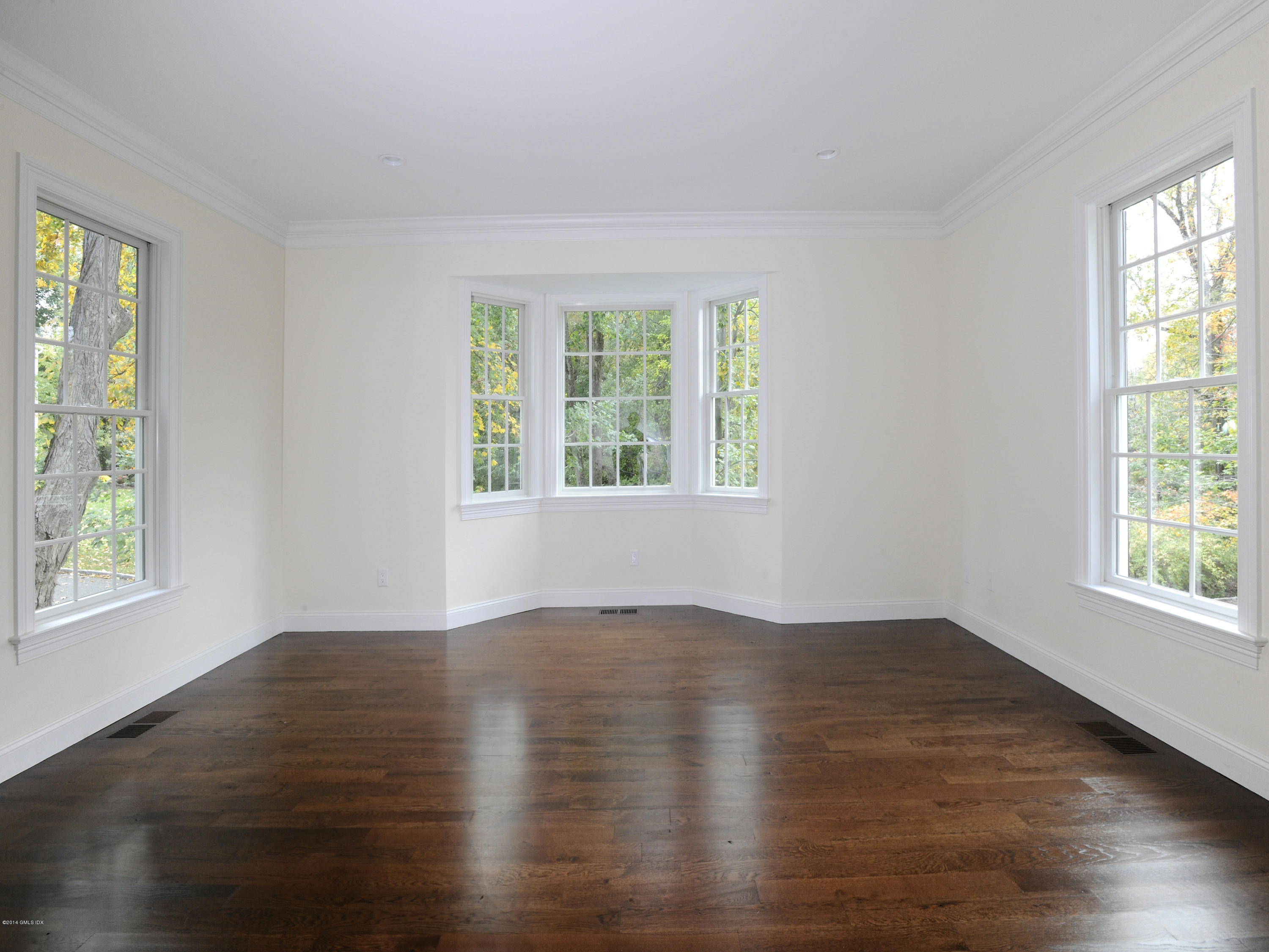 1087 Westover Road Stamford, CT 06902 - Photo 15 of 23 Den/Lib