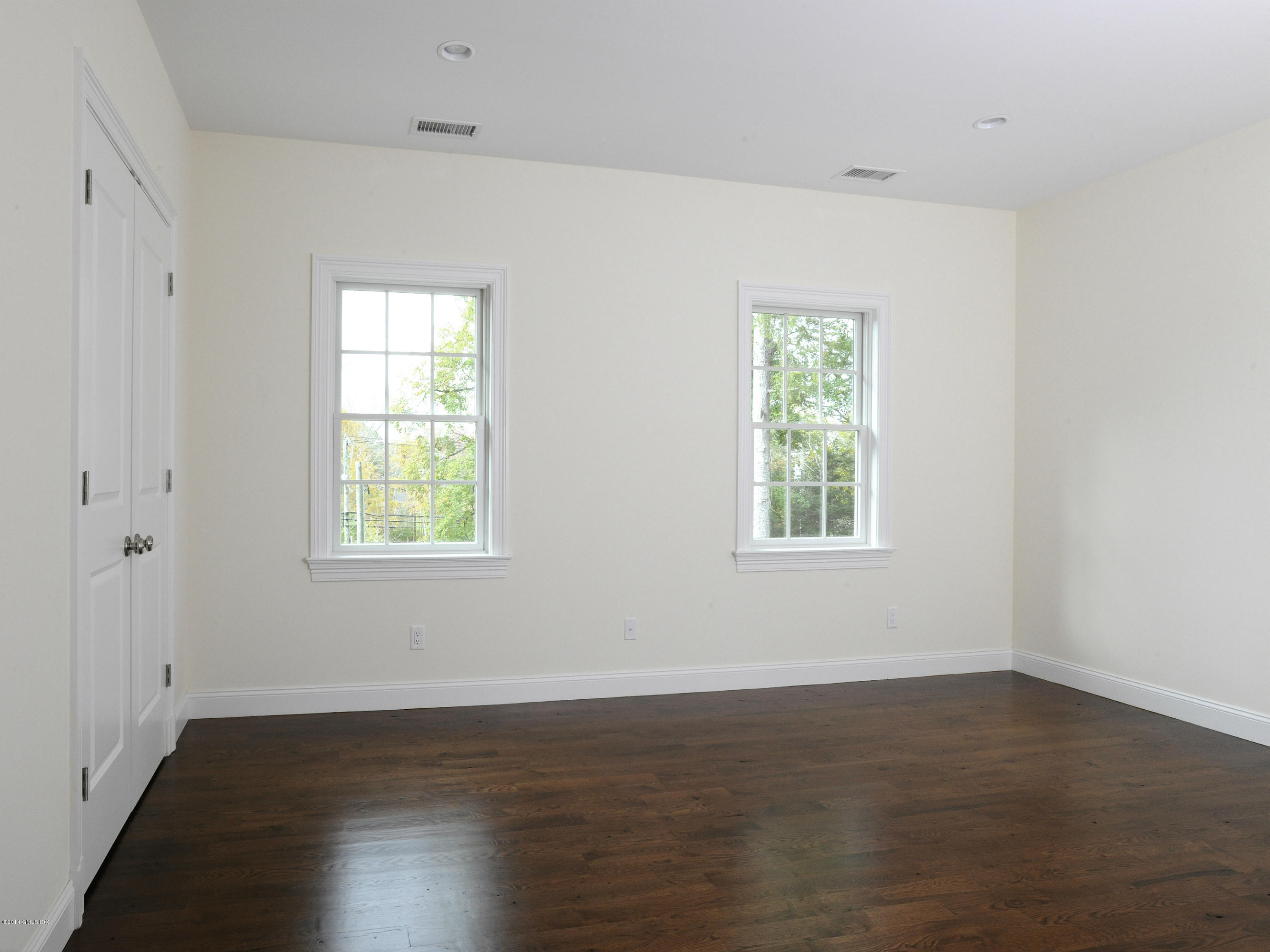 1087 Westover Road Stamford, CT 06902 - Photo 21 of 23 Bed1-19