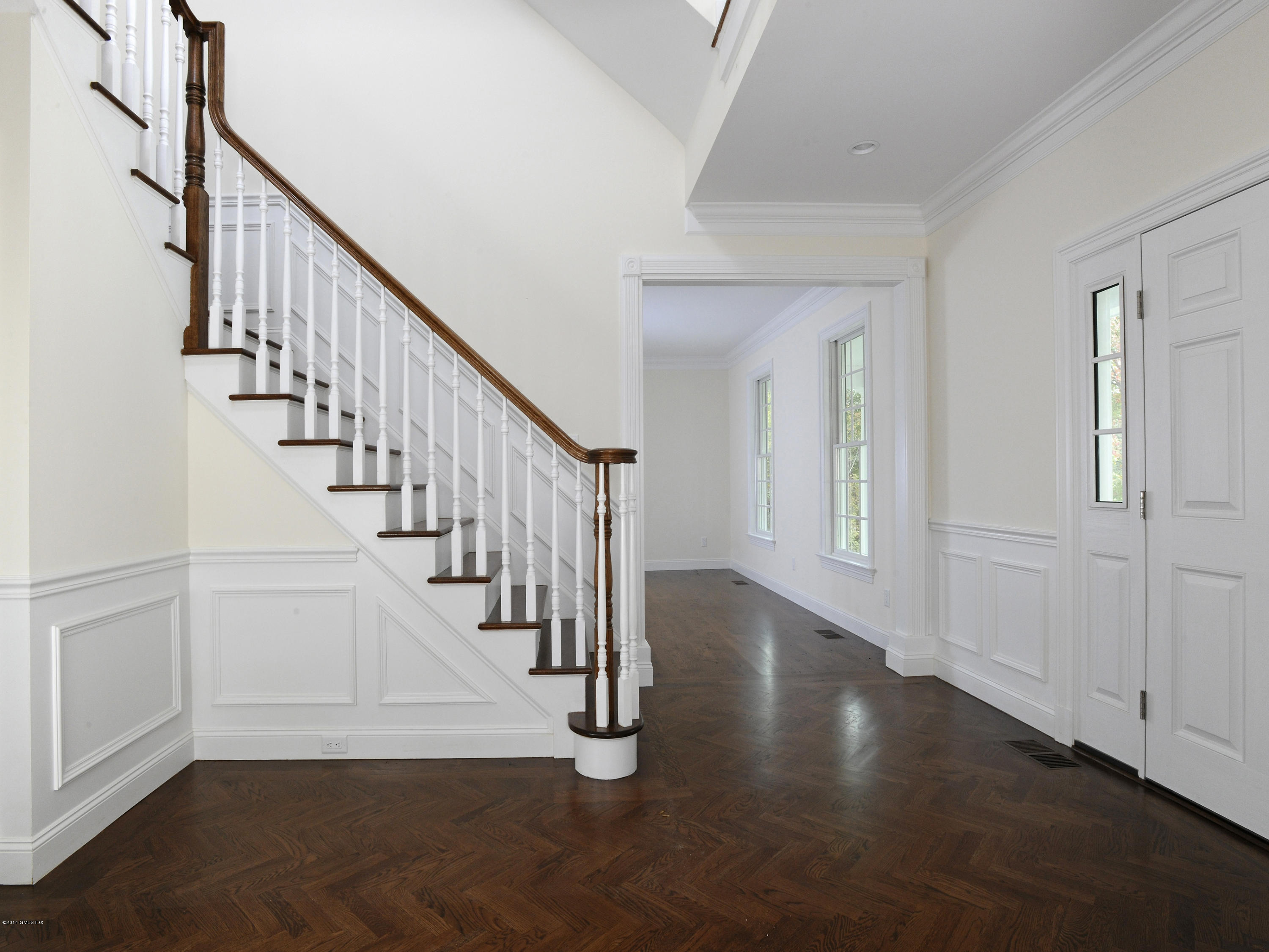 1087 Westover Road Stamford, CT 06902 - Photo 4 of 23 Foyer-1