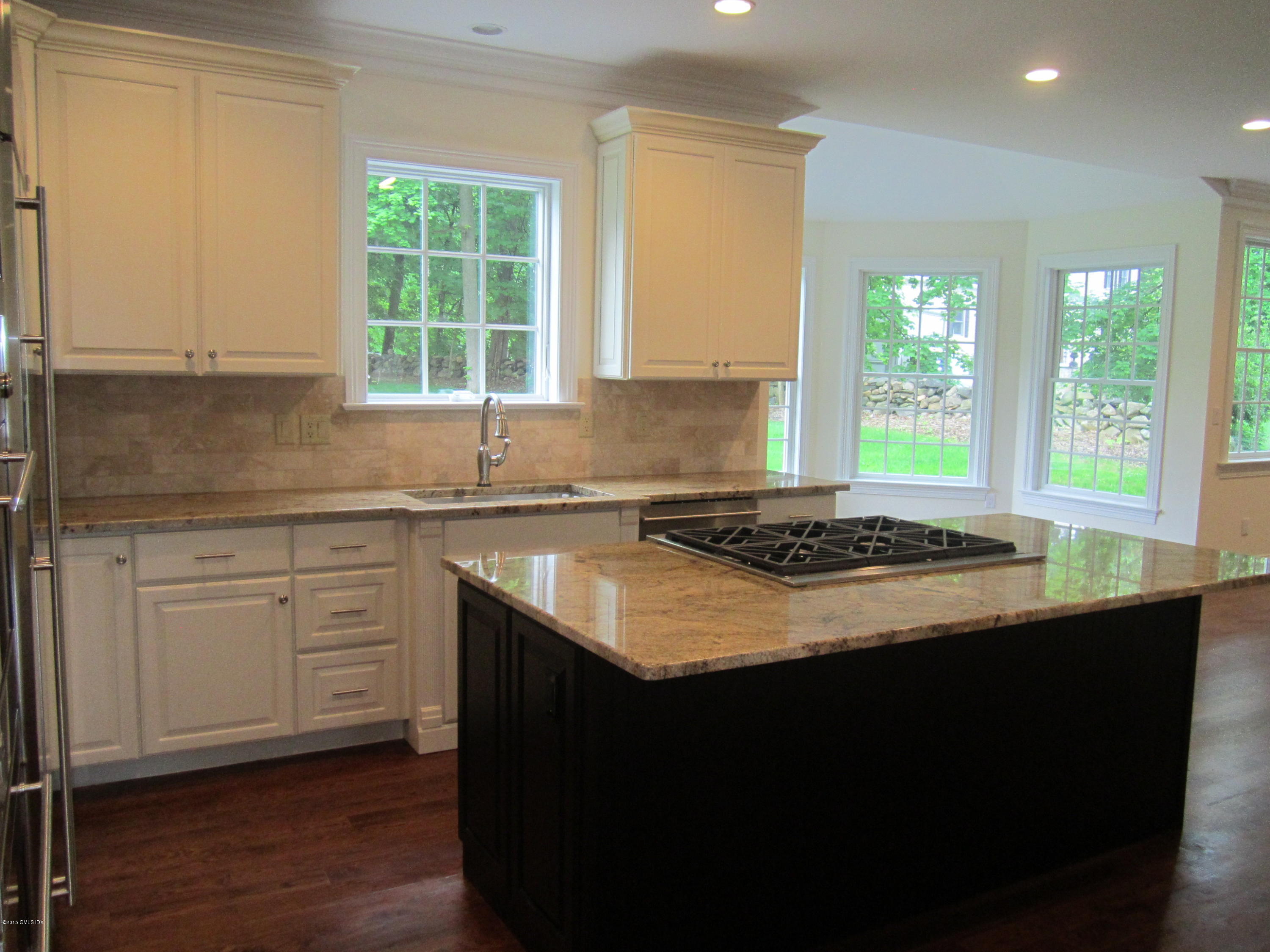 1087 Westover Road Stamford, CT 06902 - Photo 7 of 23 IMG_2310