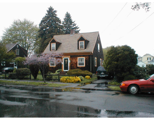 10 Pearl Street Extension Beverly, MA 01915 - Photo 1 of 6