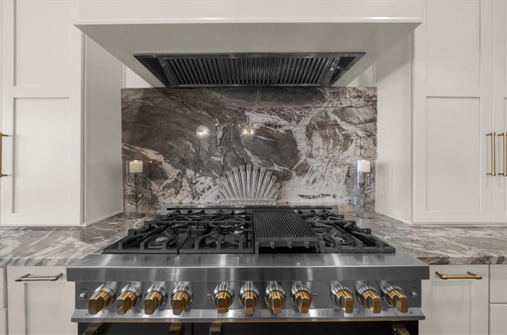 9773 Hightower Road Roswell, GA 30075 - Photo 18 of 79 a close view of water heater room