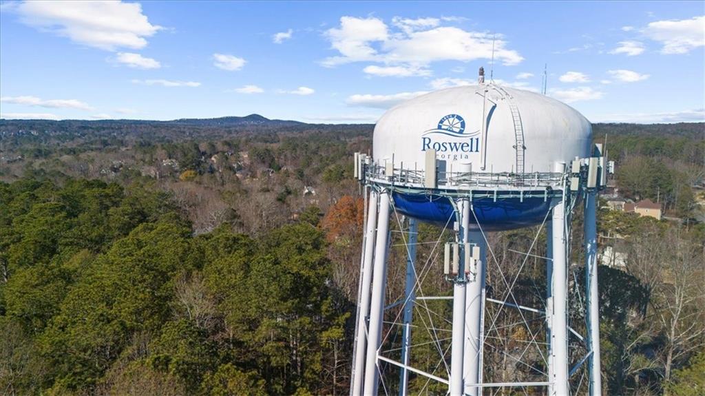 9773 Hightower Road Roswell, GA 30075 - Photo 75 of 79 a view of a house with a iron gate