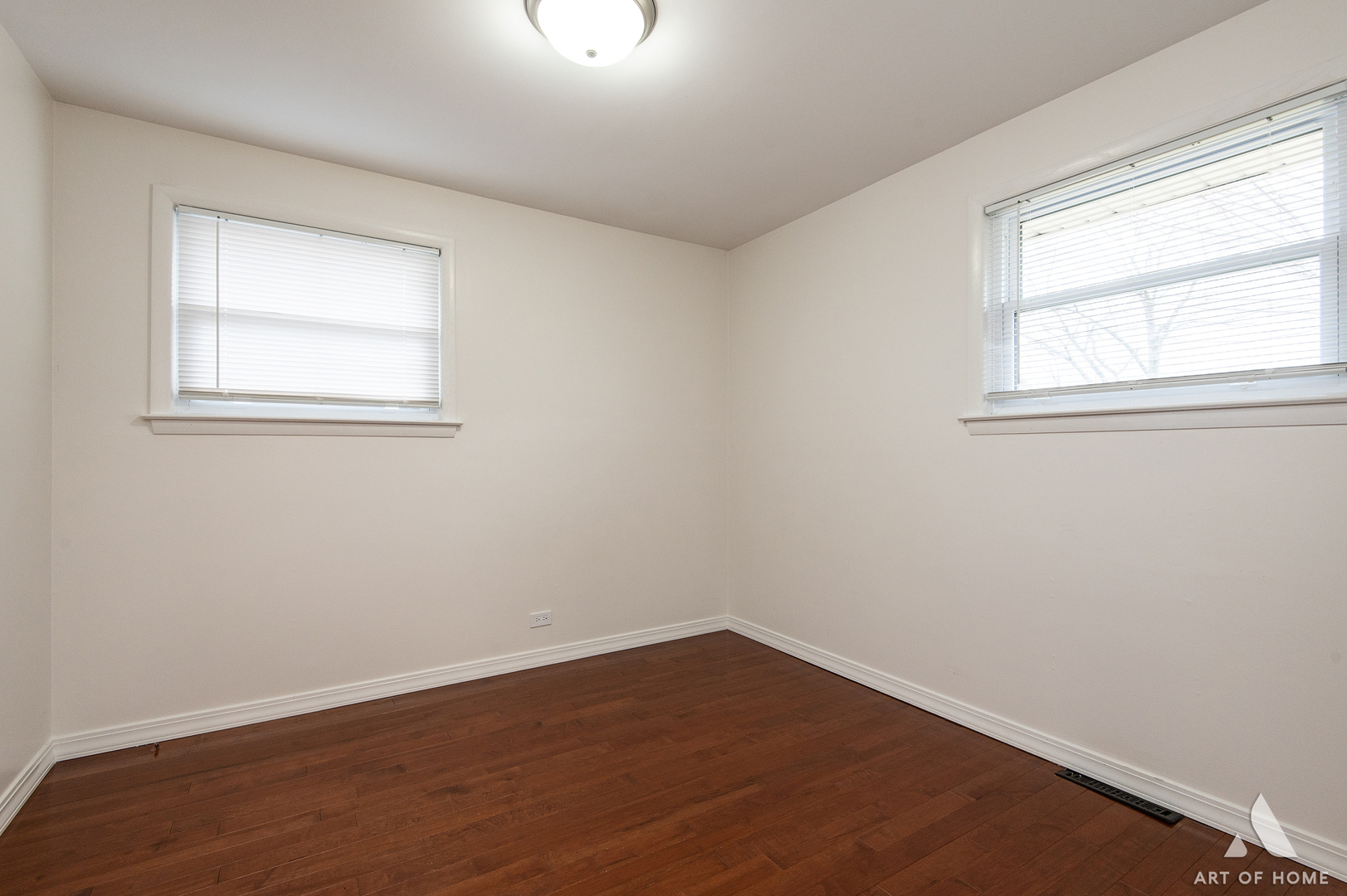 520 Spring Street Roselle, IL 60172 - Photo 17 of 37 Gallery Image 17