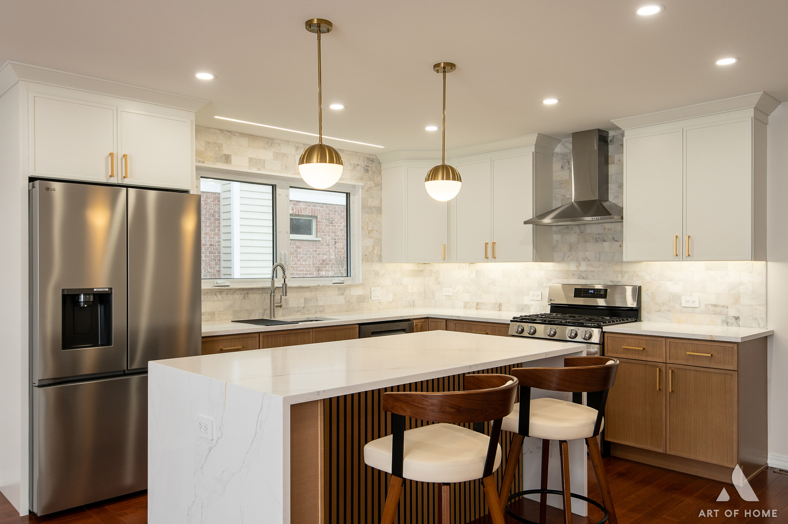 520 Spring Street Roselle, IL 60172 - Photo 2 of 37 Gallery Image 2