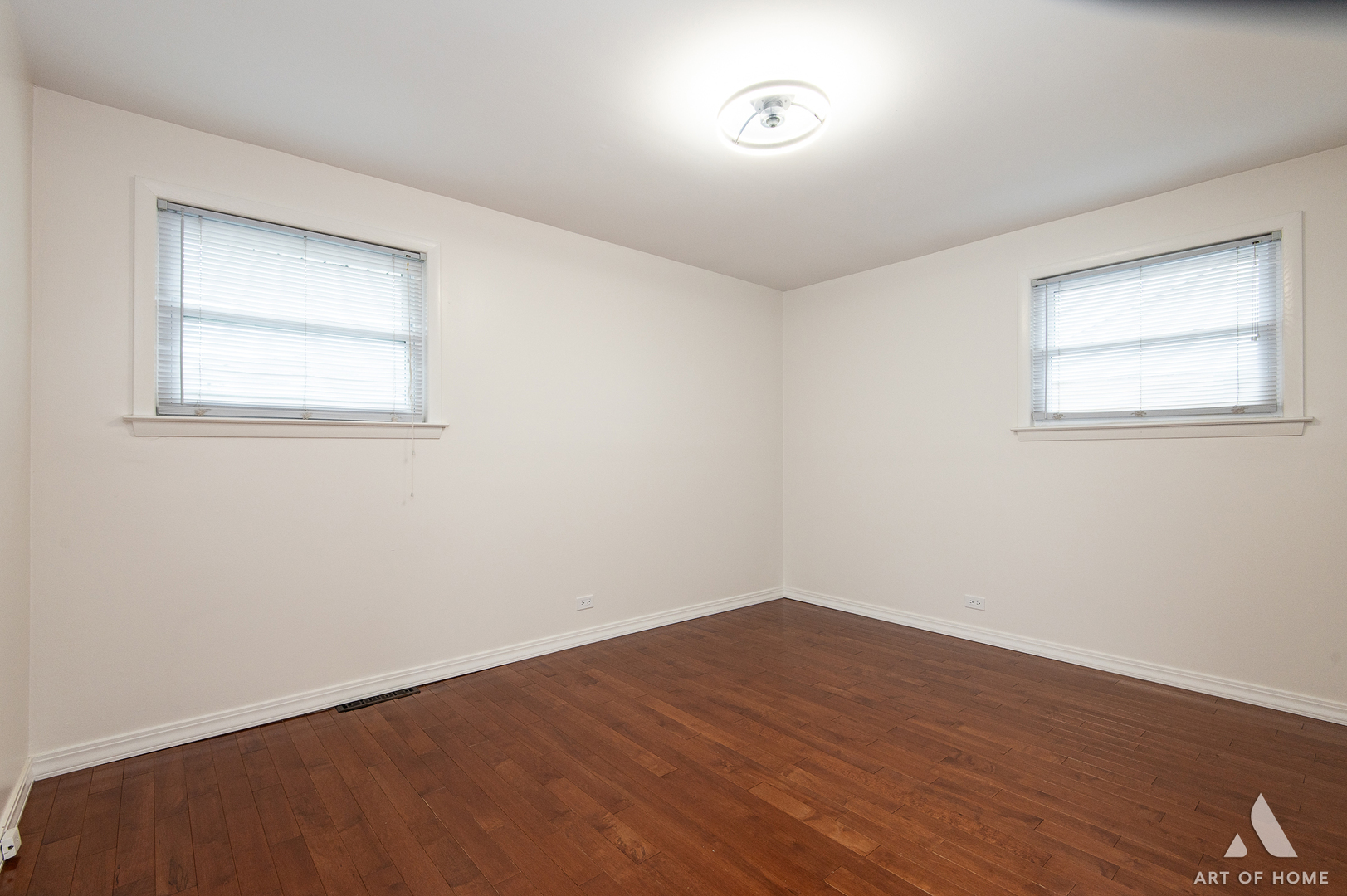 520 Spring Street Roselle, IL 60172 - Photo 21 of 37 Gallery Image 21