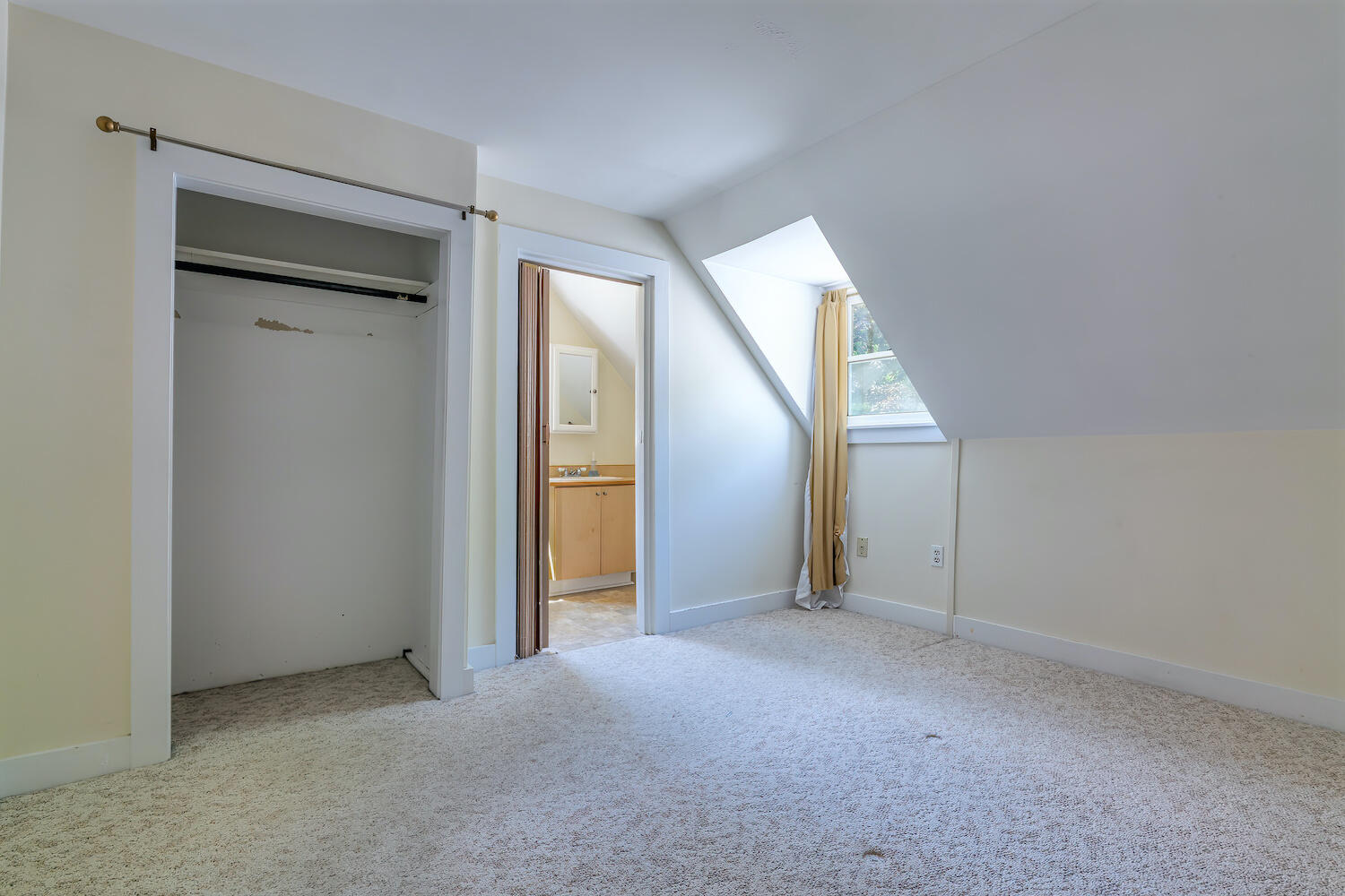 92 Hall Quarry Road Mount Desert, ME 04660 - Photo 21 of 34 BedroomPrimary