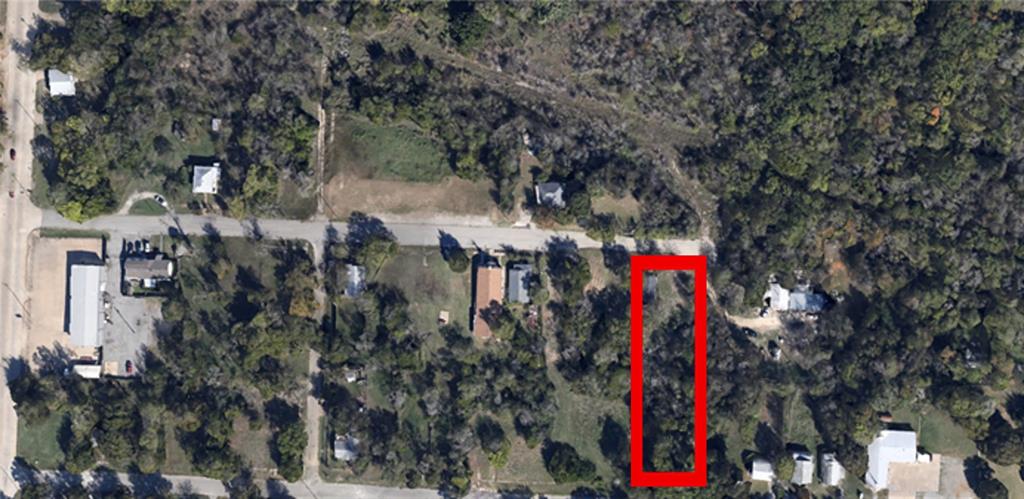 0 East Nelson Street Denison, TX 75021 - Photo 3 of 28 a close up of a tree