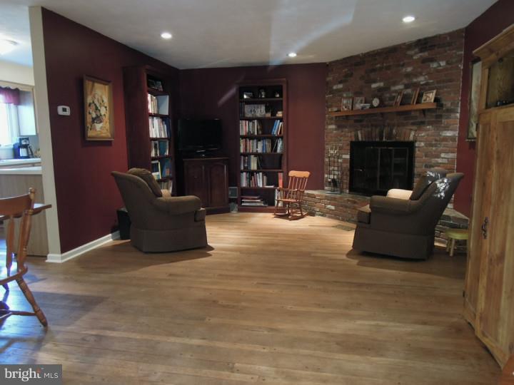 155 Portzer Road Quakertown, PA 18951 - Photo 2 of 25 Family Room