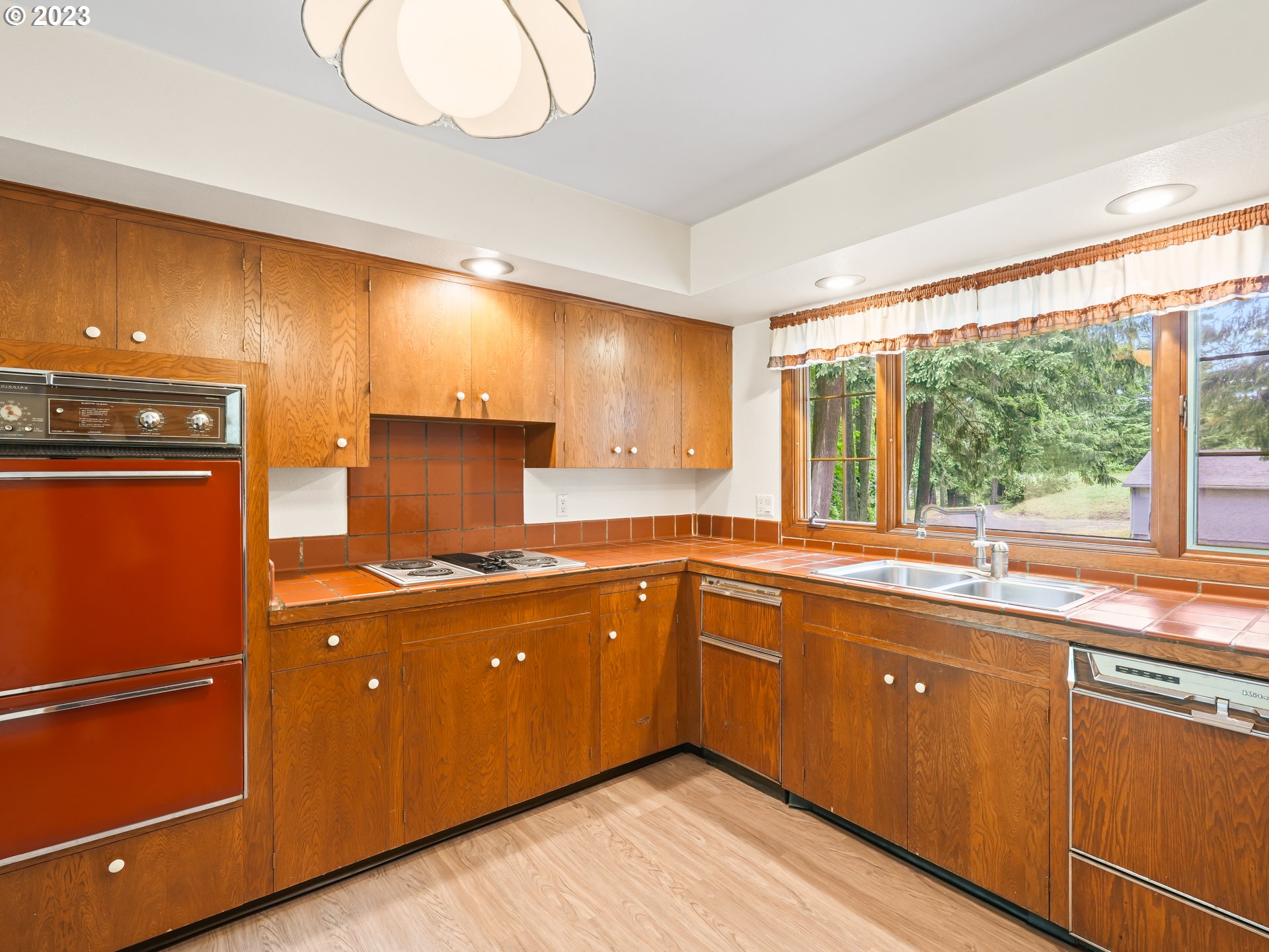 30115 Southeast Davis Road Estacada, OR 97023 - Photo 11 of 48 Gallery Image 11