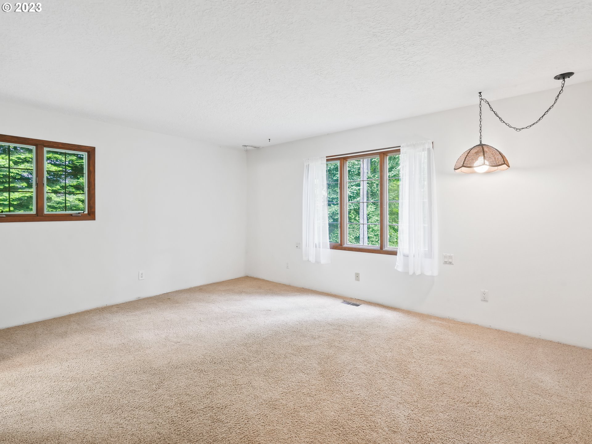 30115 Southeast Davis Road Estacada, OR 97023 - Photo 14 of 48 Primary Bedroom