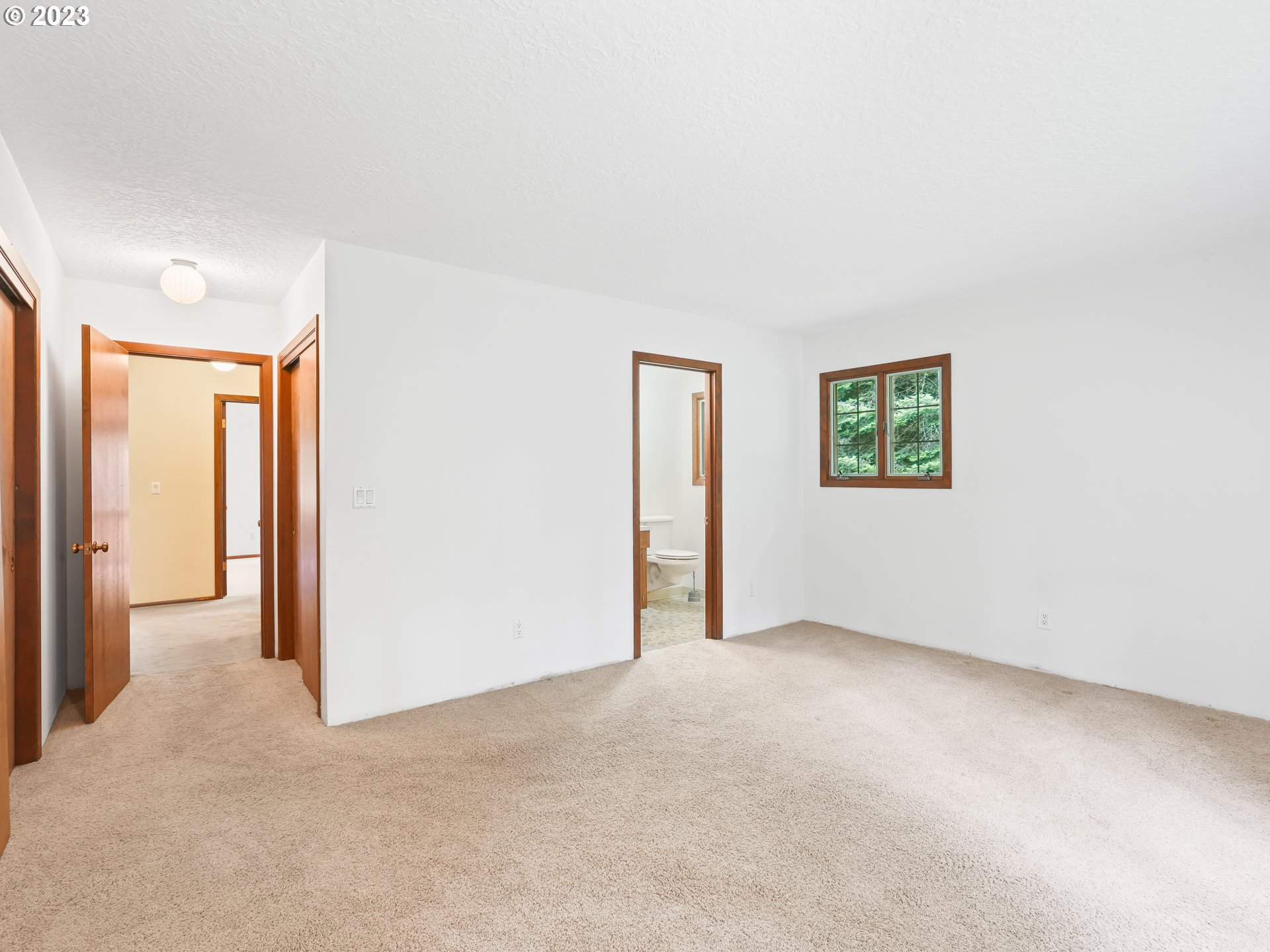 30115 Southeast Davis Road Estacada, OR 97023 - Photo 15 of 48 Primary Bedroom