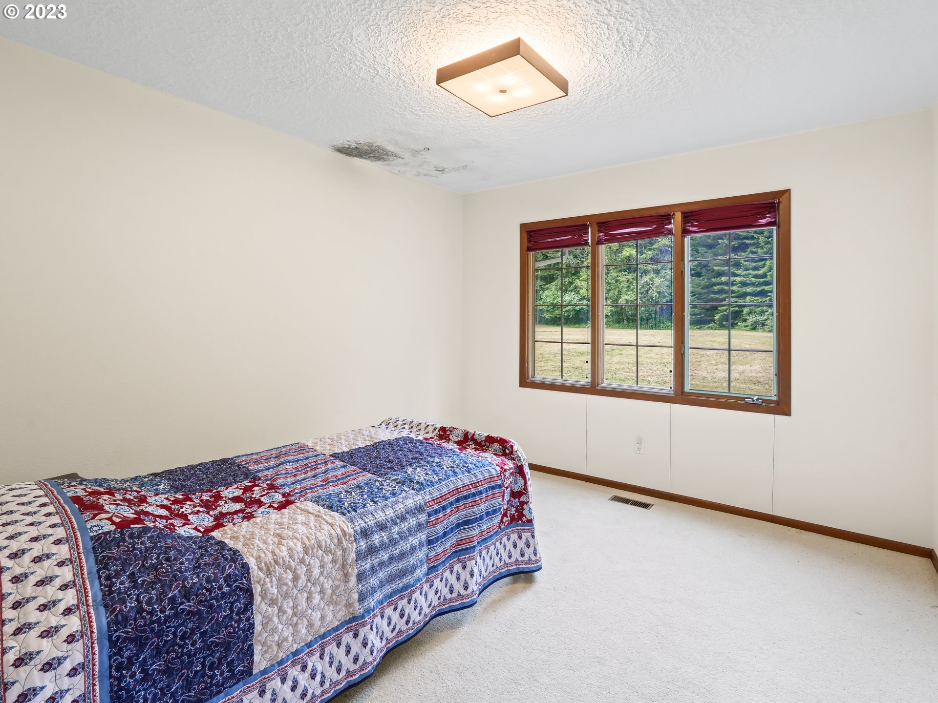 30115 Southeast Davis Road Estacada, OR 97023 - Photo 17 of 48 Bedroom