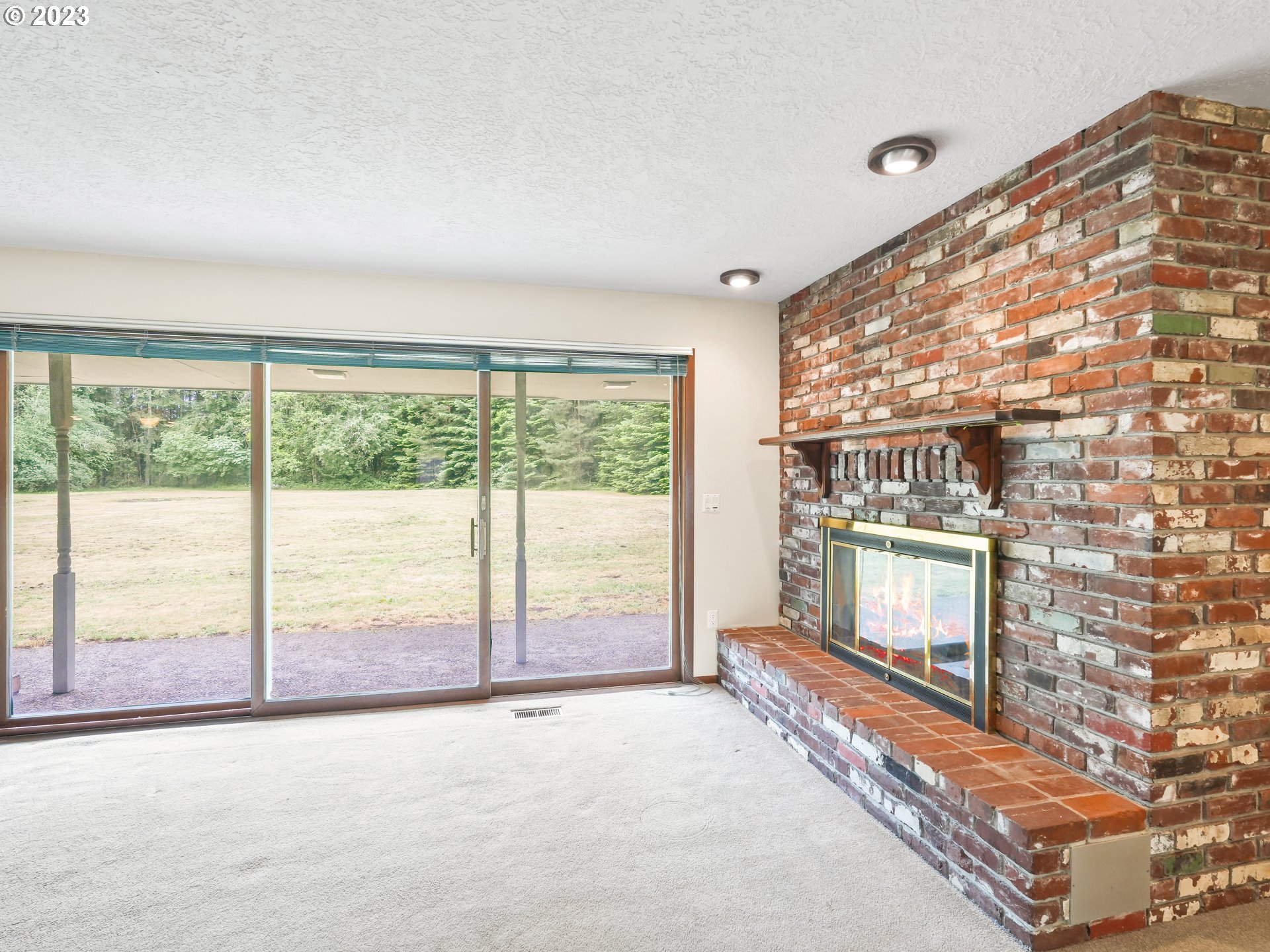 30115 Southeast Davis Road Estacada, OR 97023 - Photo 4 of 48 Gallery Image 4