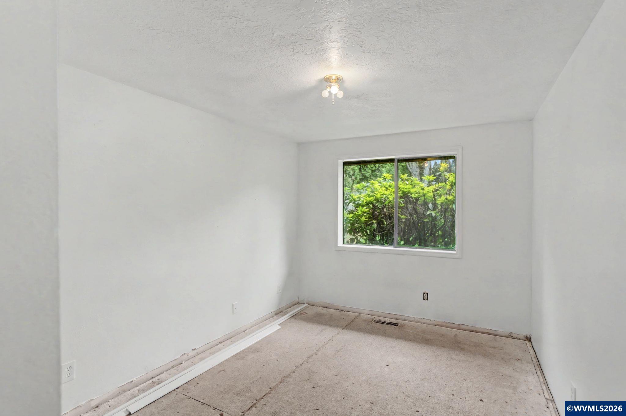 411 Southwest 9th Street Sublimity, OR 97385 - Photo 24 of 29