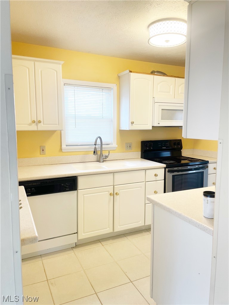 16513 Munn Road Cleveland, OH 44111 - Photo 6 of 15 Gallery Image 6