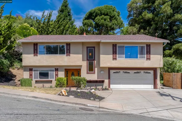 $699,950 | 2081 Hoke Drive, Pinole, CA 94564