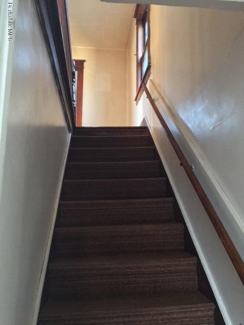 156 Elizabeth Street Pittsfield, MA 01201 - Photo 3 of 9 a view of entryway