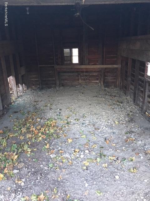 156 Elizabeth Street Pittsfield, MA 01201 - Photo 8 of 9 a view of empty room