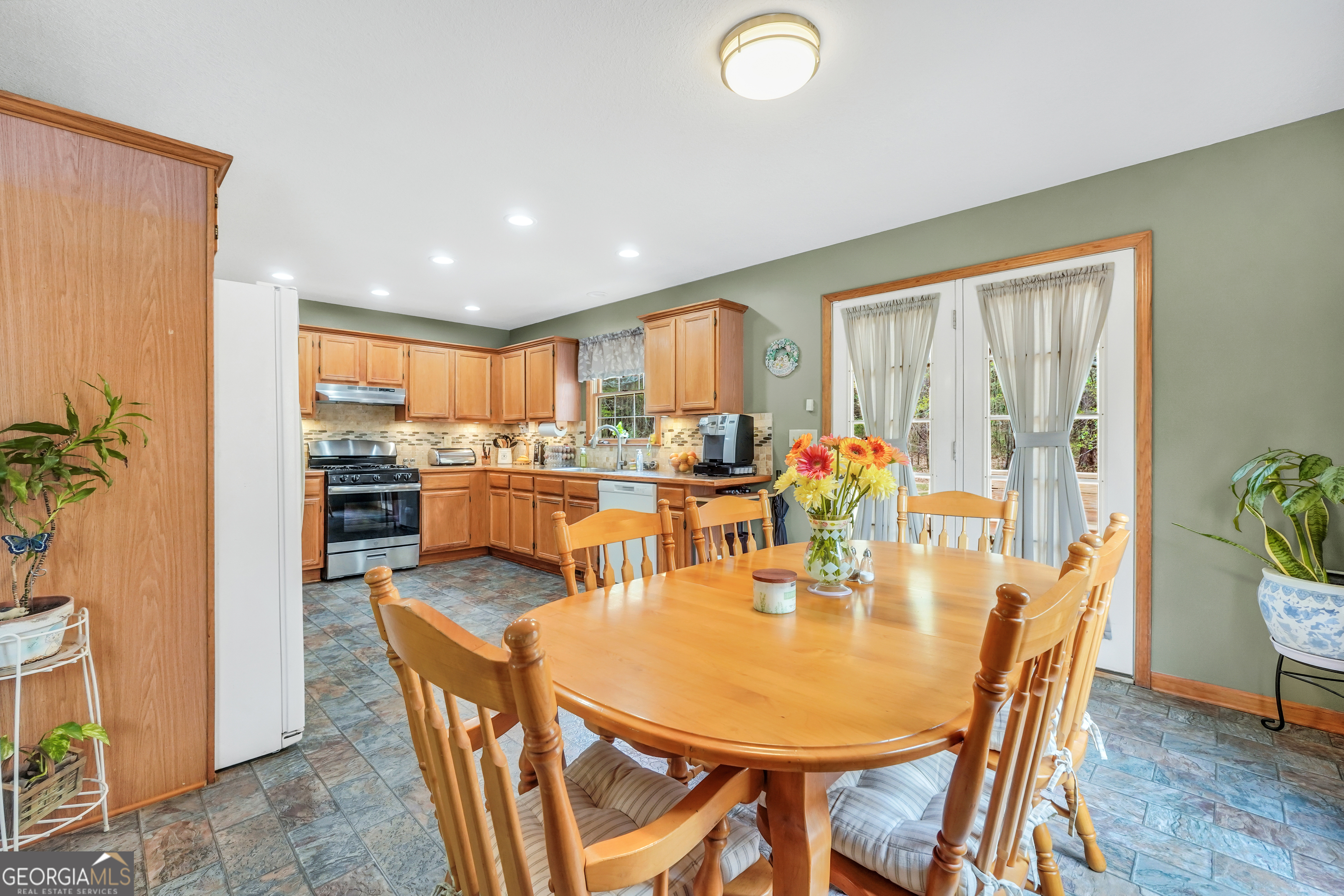 835 Stallsworth Road McDonough, GA 30252 - Photo 14 of 62