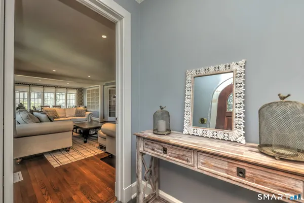 $5,400 | 1 Nash Place, Stamford, CT 06906