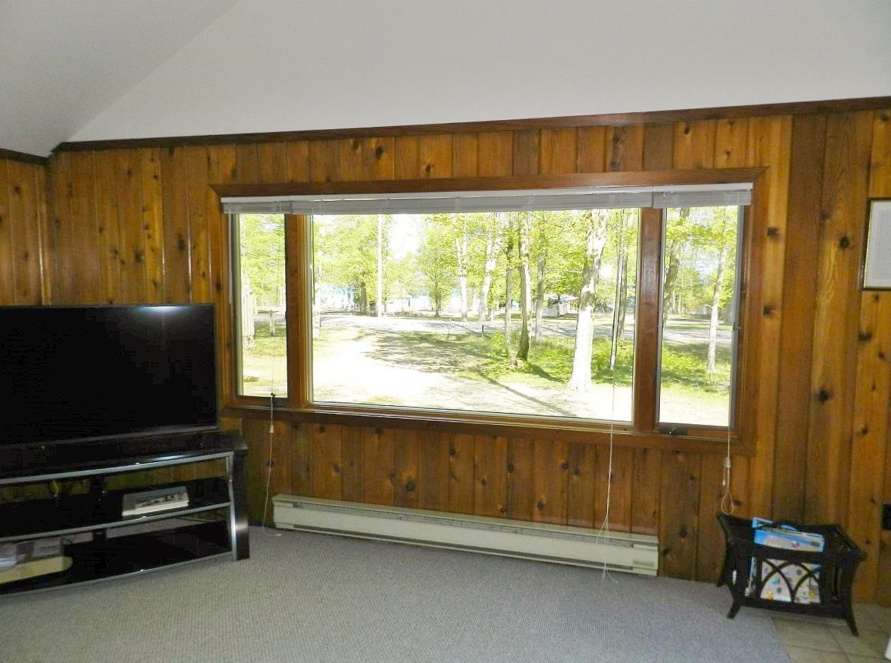 8769 South Dunns Farm Road Maple City, MI 49664 - Photo 8 of 28 1934992-9310a7f4-5b90-40ab-9be5-bf33c9b30833.JPG