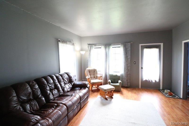 640 Bowers Road Lapeer, MI 48446 - Photo 14 of 21 012 (2).jpg