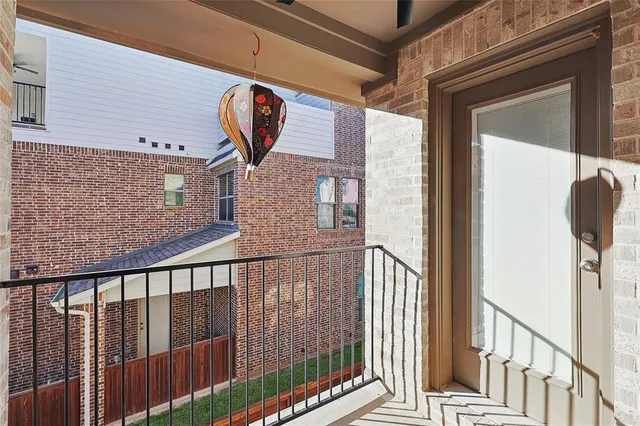 $689,000 | 2417 Merriweather Lane, Flower Mound, TX 75028