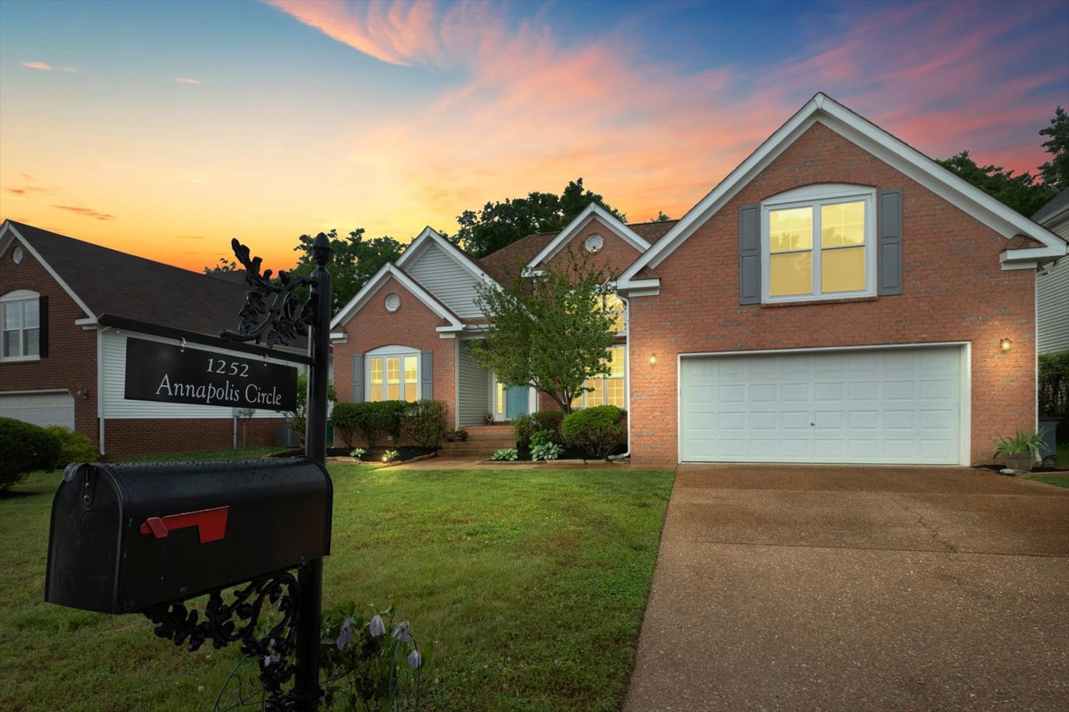 1252 Annapolis Circle, Thompson's Station, TN 37179 Compass