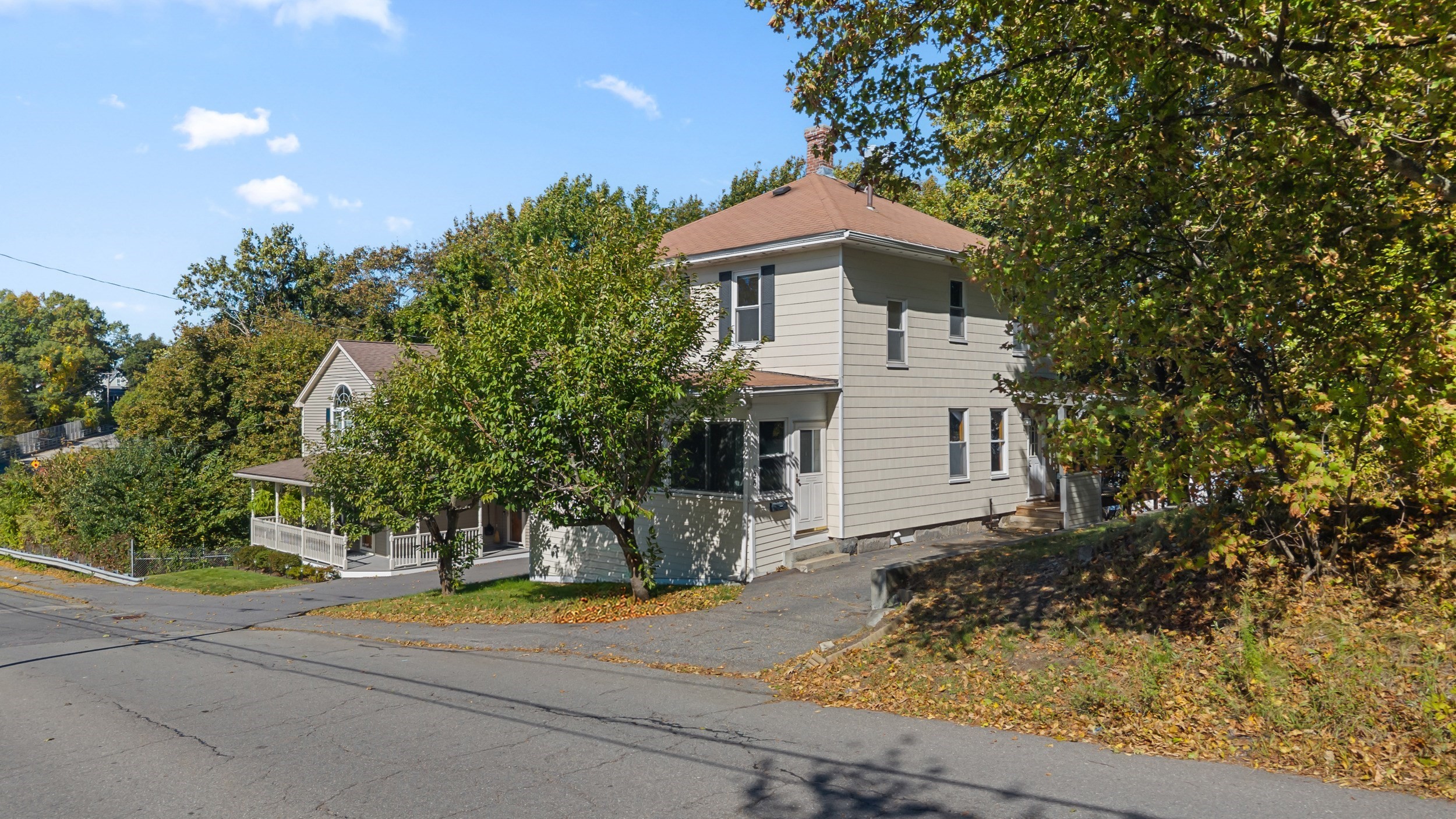 26 New Harbor Road Clinton, MA 01510 - Photo 3 of 30 Gallery Image 3