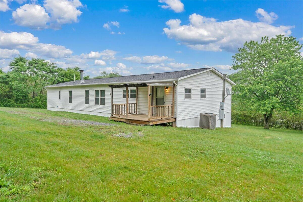 20459 Main Street Buchanan, VA 24066 - Photo 32 of 35 35-MIB08328-R5