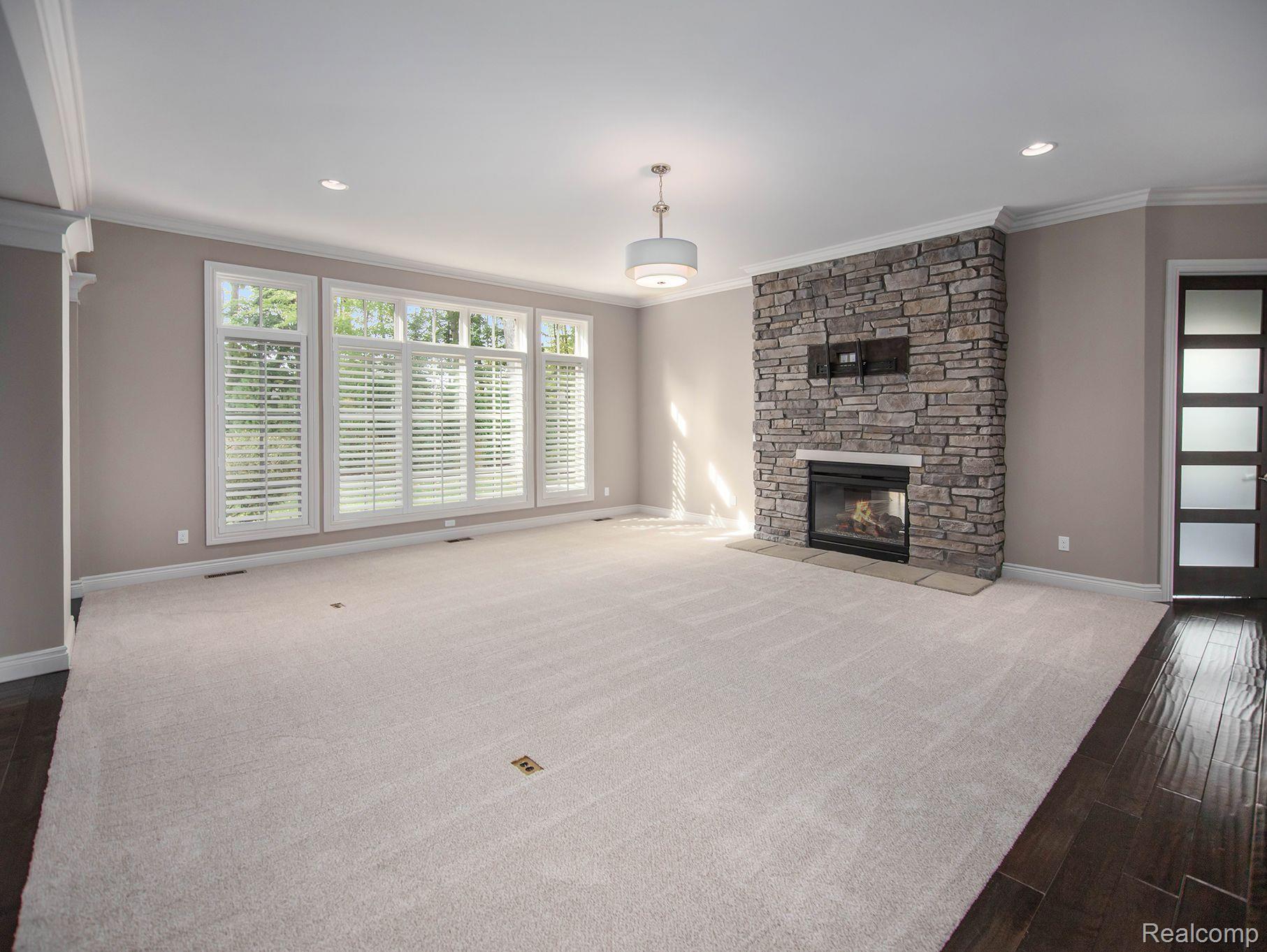 3133 Emeraude Court Rochester, MI 48306 - Photo 12 of 62 Gallery Image 12