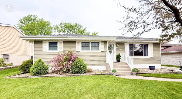 $319,900 | 936 Northgate Drive, Dyer, IN 46311