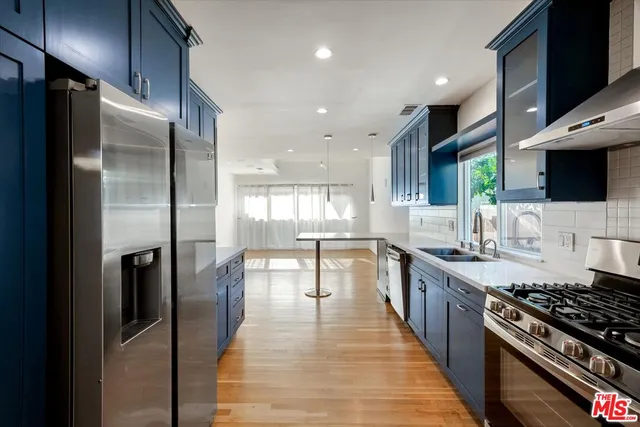 $5,500 | 5400 West 82nd Street, Los Angeles, CA 90045