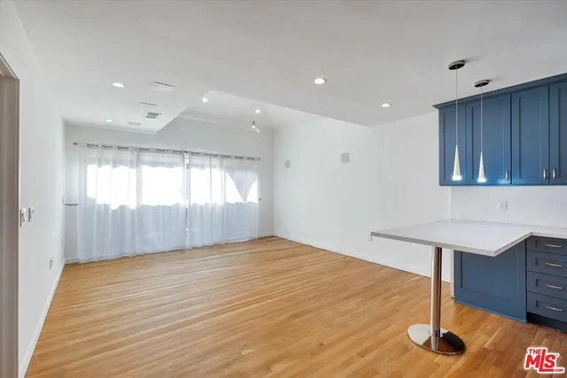 $5,500 | 5400 West 82nd Street, Los Angeles, CA 90045