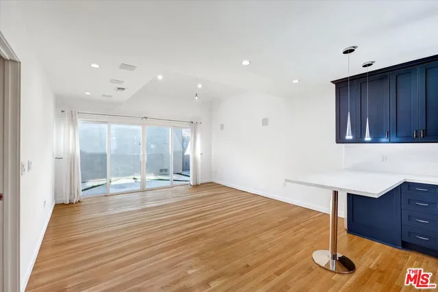 $5,500 | 5400 West 82nd Street, Los Angeles, CA 90045