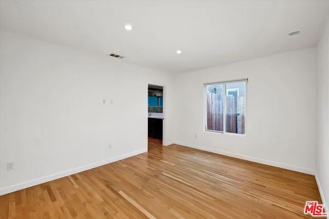 $5,500 | 5400 West 82nd Street, Los Angeles, CA 90045