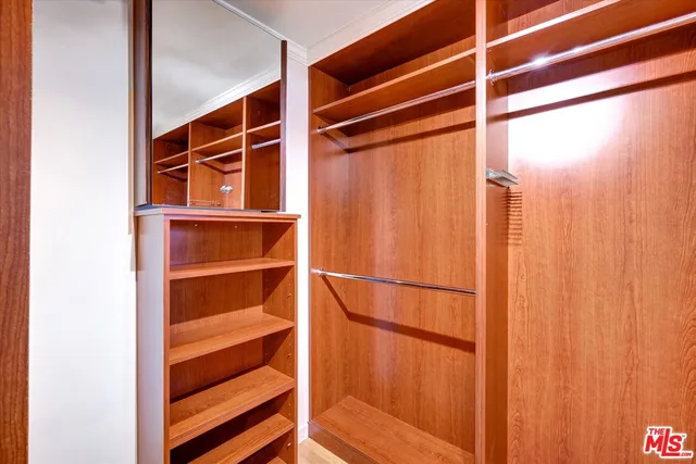 $5,500 | 5400 West 82nd Street, Los Angeles, CA 90045