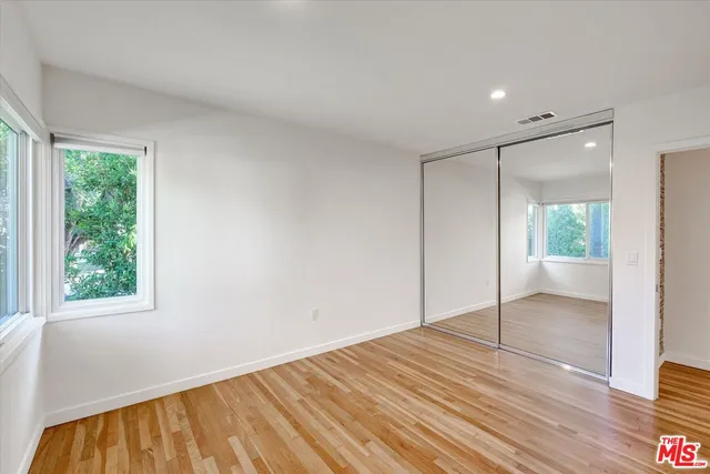 $5,500 | 5400 West 82nd Street, Los Angeles, CA 90045