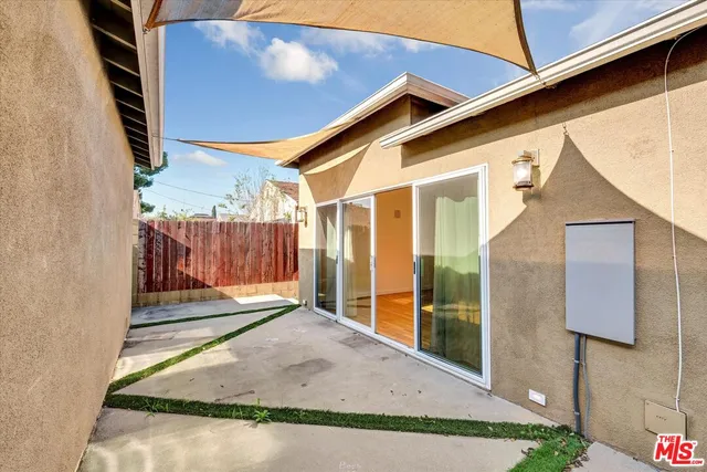 $5,500 | 5400 West 82nd Street, Los Angeles, CA 90045