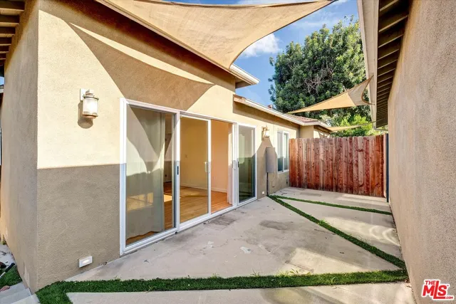 $5,500 | 5400 West 82nd Street, Los Angeles, CA 90045