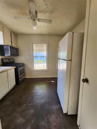 $1,800 | 1516 Lindsey Street, Denton, TX 76205